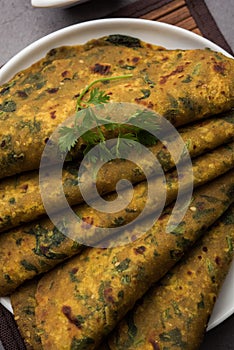 Palak paratha or Spinach flatbreadÂ is a Popular Indian breakfast menu